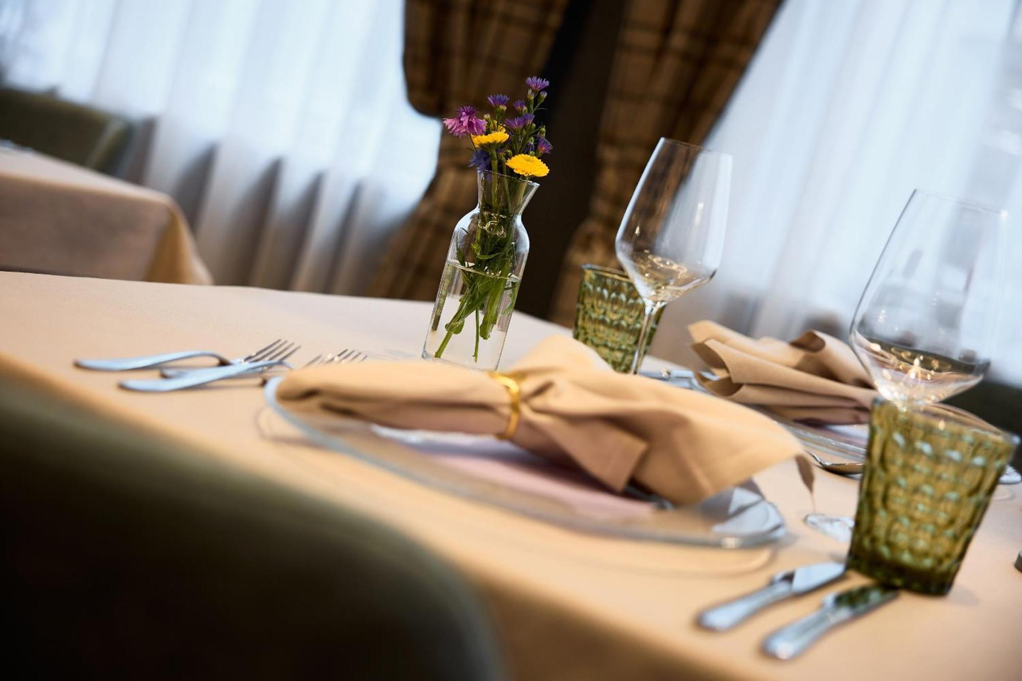 Dolomites Wellness Hotel Savoy La Villa  Ngoại thất bức ảnh