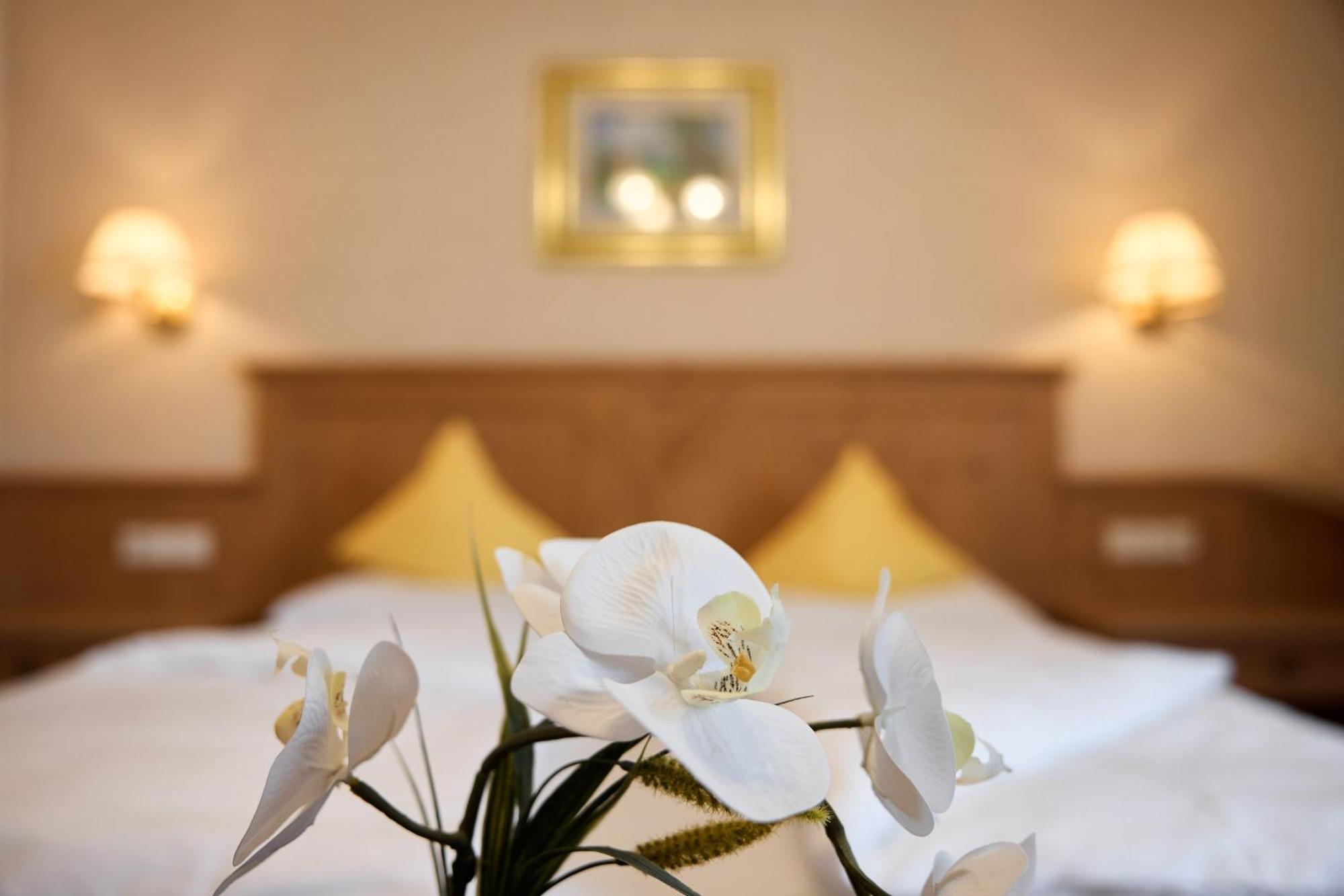 Dolomites Wellness Hotel Savoy La Villa  Ngoại thất bức ảnh